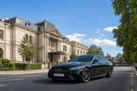 Drop-off at La Micheline - Book a transfer in a Mercedes-Benz E-Class