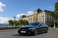 Drop-off at Fairmont Grand Hotel (2028) - Book a transfer in a Mercedes-Benz E-Class